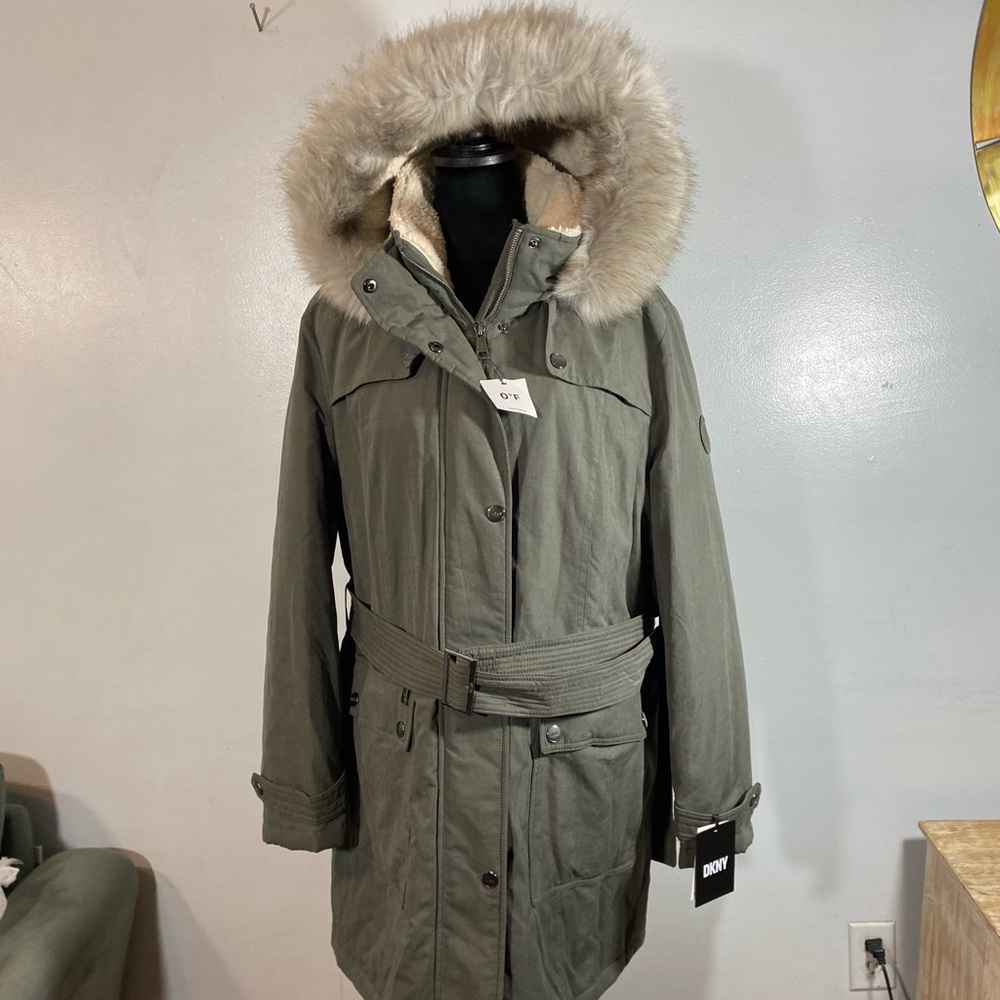 DKNY Womens Lined Anorak Taupe Belted Faux Fur Fleece Removable Hood Size XL